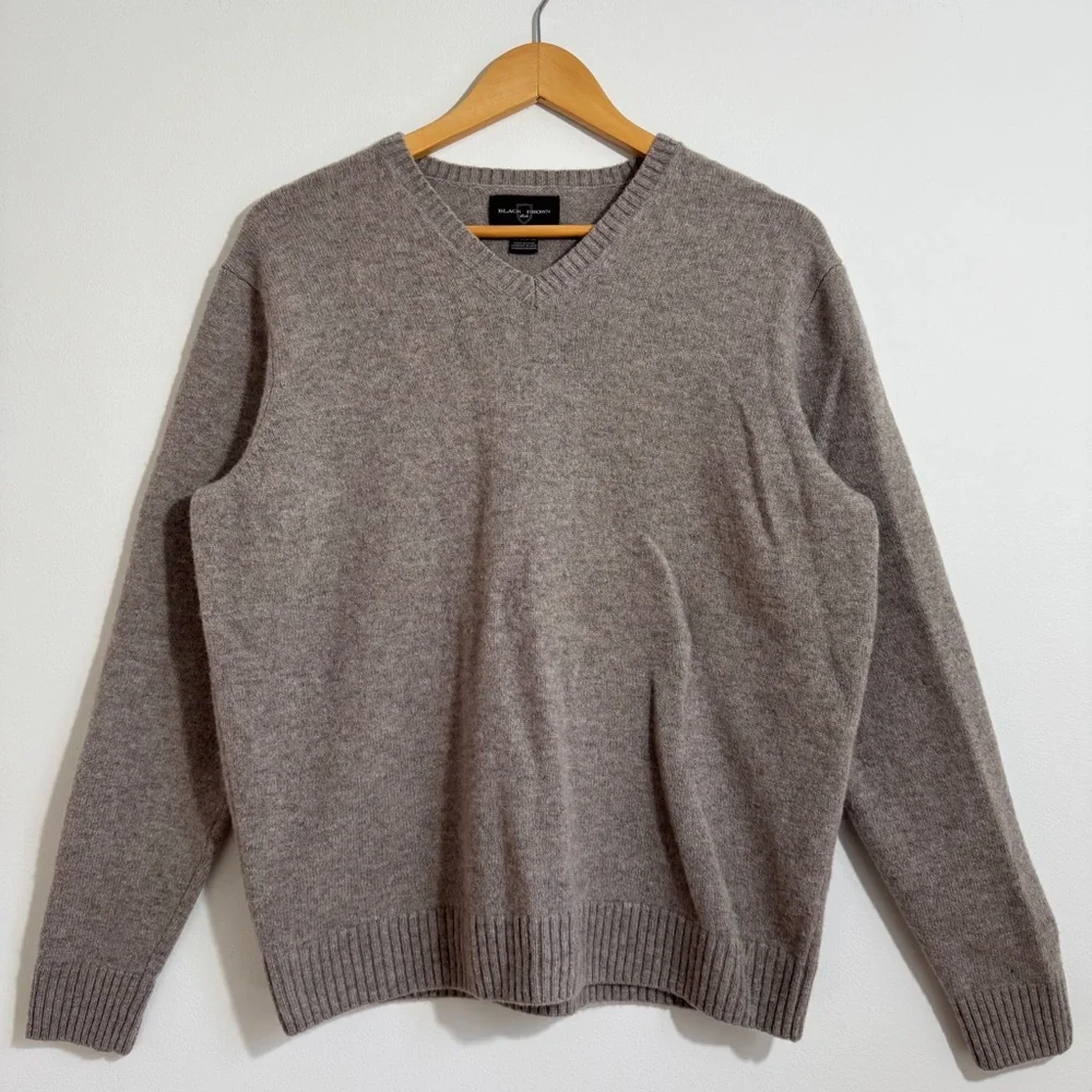Black Brown 1826 Lambswool V‎ Neck Sweater Men XL Soft Gray Classic Knit